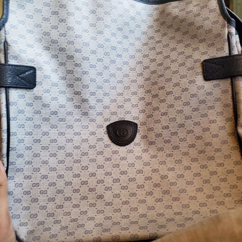 Vintage authentic Gucci shoulder bag